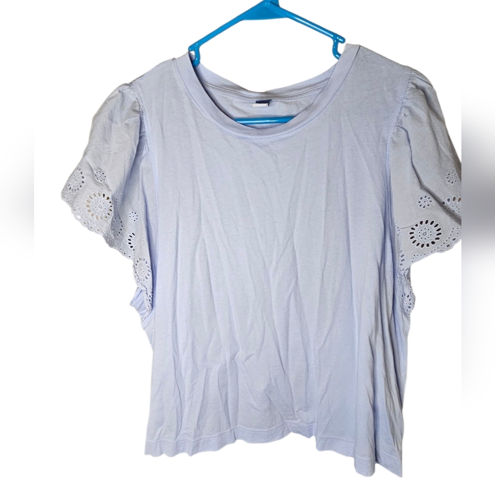 🟢Old Navy Light Blue Eyelet Sleeve Top - XL